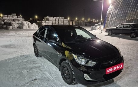 Hyundai Solaris II рестайлинг, 2013 год, 670 000 рублей, 2 фотография