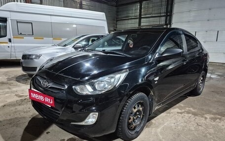 Hyundai Solaris II рестайлинг, 2013 год, 670 000 рублей, 7 фотография