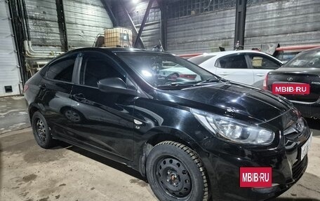 Hyundai Solaris II рестайлинг, 2013 год, 670 000 рублей, 6 фотография