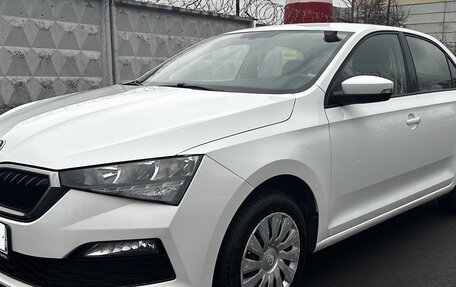 Skoda Rapid II, 2021 год, 2 200 000 рублей, 1 фотография