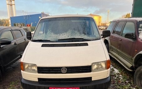 Volkswagen Transporter T4, 2000 год, 580 000 рублей, 1 фотография