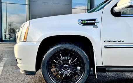 Cadillac Escalade III, 2011 год, 2 050 000 рублей, 16 фотография