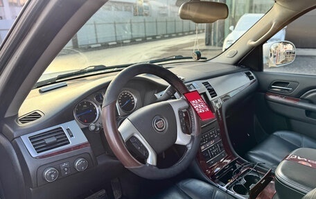 Cadillac Escalade III, 2011 год, 2 050 000 рублей, 19 фотография