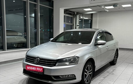 Volkswagen Passat B7, 2011 год, 988 000 рублей, 1 фотография