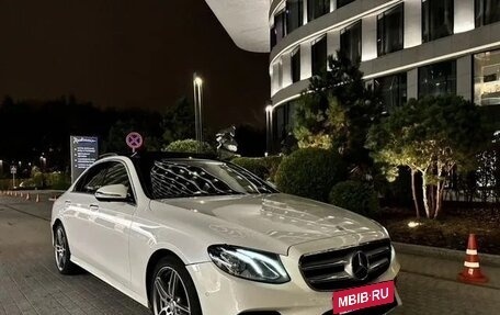 Mercedes-Benz E-Класс, 2016 год, 2 450 000 рублей, 2 фотография