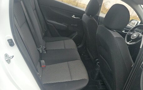 KIA Rio IV, 2018 год, 1 100 000 рублей, 14 фотография