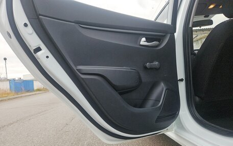 KIA Rio IV, 2018 год, 1 100 000 рублей, 16 фотография
