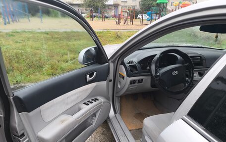 Hyundai Sonata VI, 2005 год, 550 000 рублей, 12 фотография