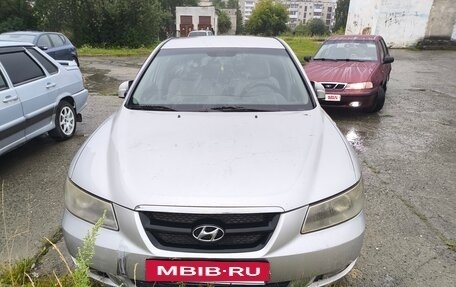Hyundai Sonata VI, 2005 год, 550 000 рублей, 5 фотография