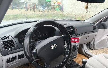 Hyundai Sonata VI, 2005 год, 550 000 рублей, 13 фотография