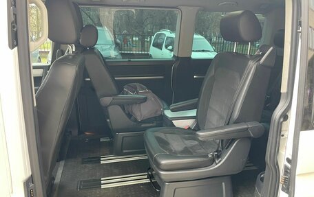 Volkswagen Multivan T6 рестайлинг, 2016 год, 3 190 000 рублей, 16 фотография