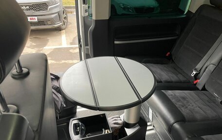 Volkswagen Multivan T6 рестайлинг, 2016 год, 3 190 000 рублей, 18 фотография