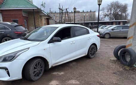 KIA Rio IV, 2017 год, 1 050 000 рублей, 4 фотография