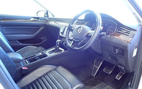 Volkswagen Passat B8 рестайлинг, 2016 год, 2 050 000 рублей, 16 фотография