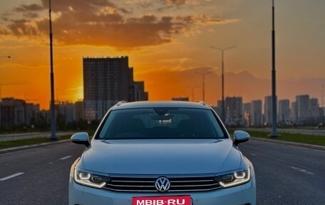 Volkswagen Passat B8 рестайлинг, 2016 год, 2 050 000 рублей, 13 фотография