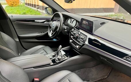 BMW 5 серия, 2019 год, 2 720 000 рублей, 10 фотография