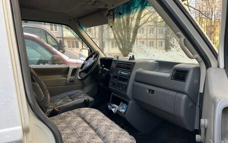 Volkswagen Transporter T4, 2000 год, 580 000 рублей, 13 фотография