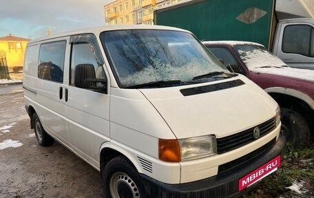 Volkswagen Transporter T4, 2000 год, 580 000 рублей, 2 фотография