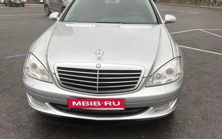 Mercedes-Benz S-Класс, 2005 год, 890 000 рублей, 3 фотография