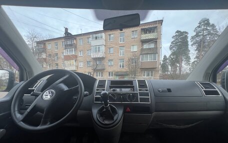 Volkswagen Transporter T5 рестайлинг, 2006 год, 850 000 рублей, 9 фотография