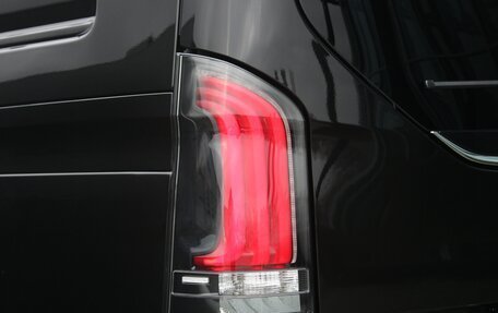 Mercedes-Benz V-Класс, 2024 год, 18 900 000 рублей, 8 фотография