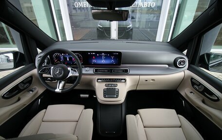 Mercedes-Benz V-Класс, 2024 год, 18 900 000 рублей, 24 фотография