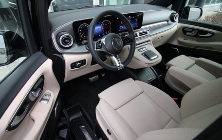 Mercedes-Benz V-Класс, 2024 год, 18 900 000 рублей, 21 фотография