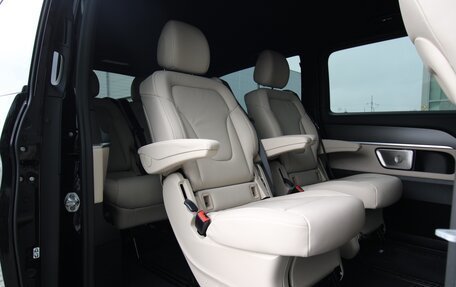 Mercedes-Benz V-Класс, 2024 год, 18 900 000 рублей, 27 фотография