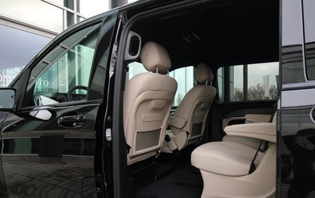 Mercedes-Benz V-Класс, 2024 год, 18 900 000 рублей, 22 фотография