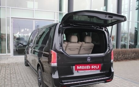 Mercedes-Benz V-Класс, 2024 год, 18 900 000 рублей, 13 фотография