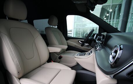 Mercedes-Benz V-Класс, 2024 год, 18 900 000 рублей, 30 фотография