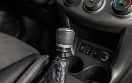 Toyota RAV4, 2011 год, 1 859 500 рублей, 20 фотография