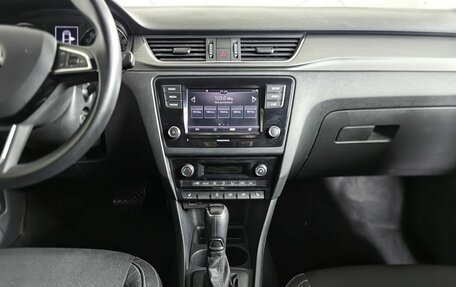 Skoda Rapid I, 2018 год, 1 545 000 рублей, 13 фотография