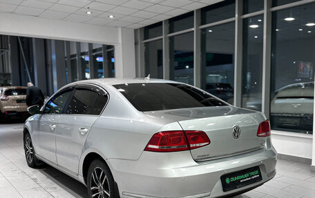 Volkswagen Passat B7, 2011 год, 988 000 рублей, 8 фотография