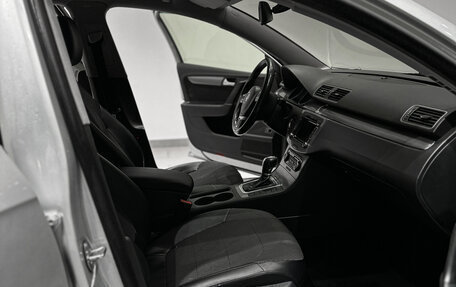 Volkswagen Passat B7, 2011 год, 988 000 рублей, 9 фотография