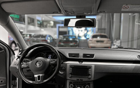 Volkswagen Passat B7, 2011 год, 988 000 рублей, 11 фотография