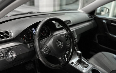 Volkswagen Passat B7, 2011 год, 988 000 рублей, 14 фотография