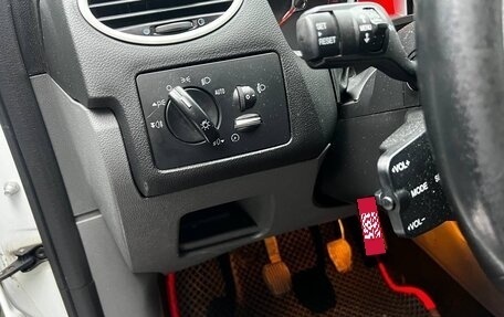 Ford Focus II рестайлинг, 2011 год, 490 000 рублей, 9 фотография