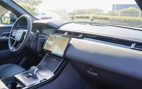 Land Rover Range Rover Velar I, 2025 год, 12 490 000 рублей, 15 фотография