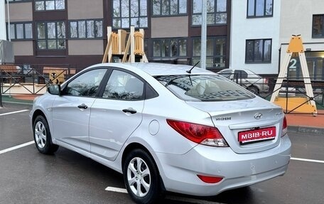 Hyundai Solaris II рестайлинг, 2013 год, 790 000 рублей, 1 фотография