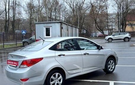 Hyundai Solaris II рестайлинг, 2013 год, 790 000 рублей, 2 фотография