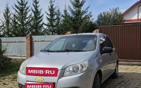Chevrolet Aveo III, 2010 год, 469 999 рублей, 2 фотография