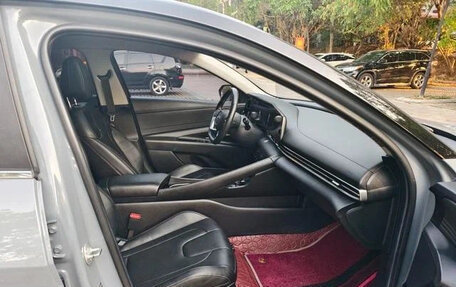 Hyundai Elantra, 2022 год, 1 180 000 рублей, 11 фотография