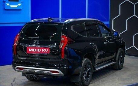 Mitsubishi Pajero Sport III рестайлинг, 2022 год, 3 600 000 рублей, 7 фотография