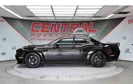 Dodge Challenger III рестайлинг 2, 2023 год, 15 005 177 рублей, 3 фотография