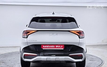 KIA Sportage IV рестайлинг, 2022 год, 2 489 062 рублей, 2 фотография