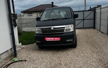 Nissan Elgrand I, 1997 год, 800 000 рублей, 3 фотография