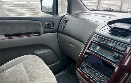 Nissan Elgrand I, 1997 год, 800 000 рублей, 7 фотография