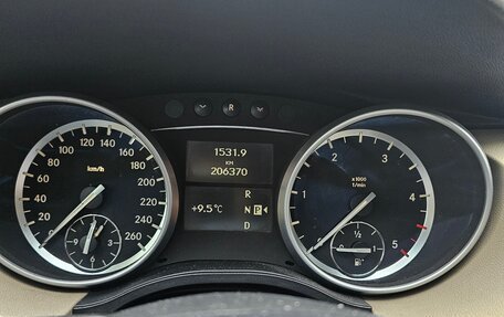 Mercedes-Benz R-Класс, 2011 год, 1 600 000 рублей, 6 фотография