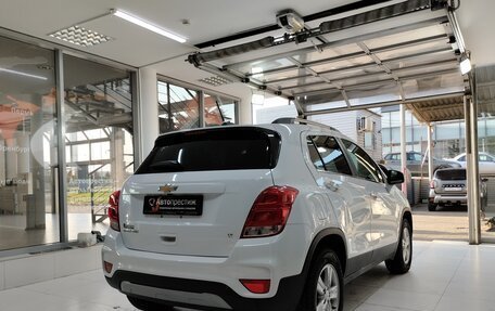 Chevrolet Trax, 2019 год, 1 200 000 рублей, 6 фотография